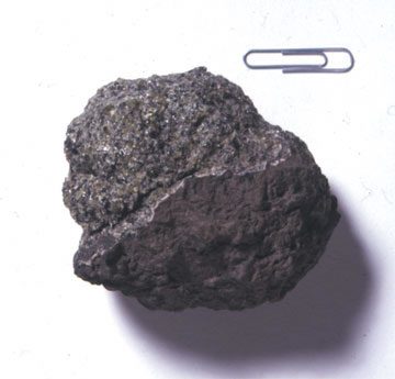 Rocha ultramáfica encontrada em Omã, chamada peridotito