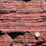Como bactérias ajudaram a formar alguns dos maiores depósitos de minério de ferro da Terra? foto